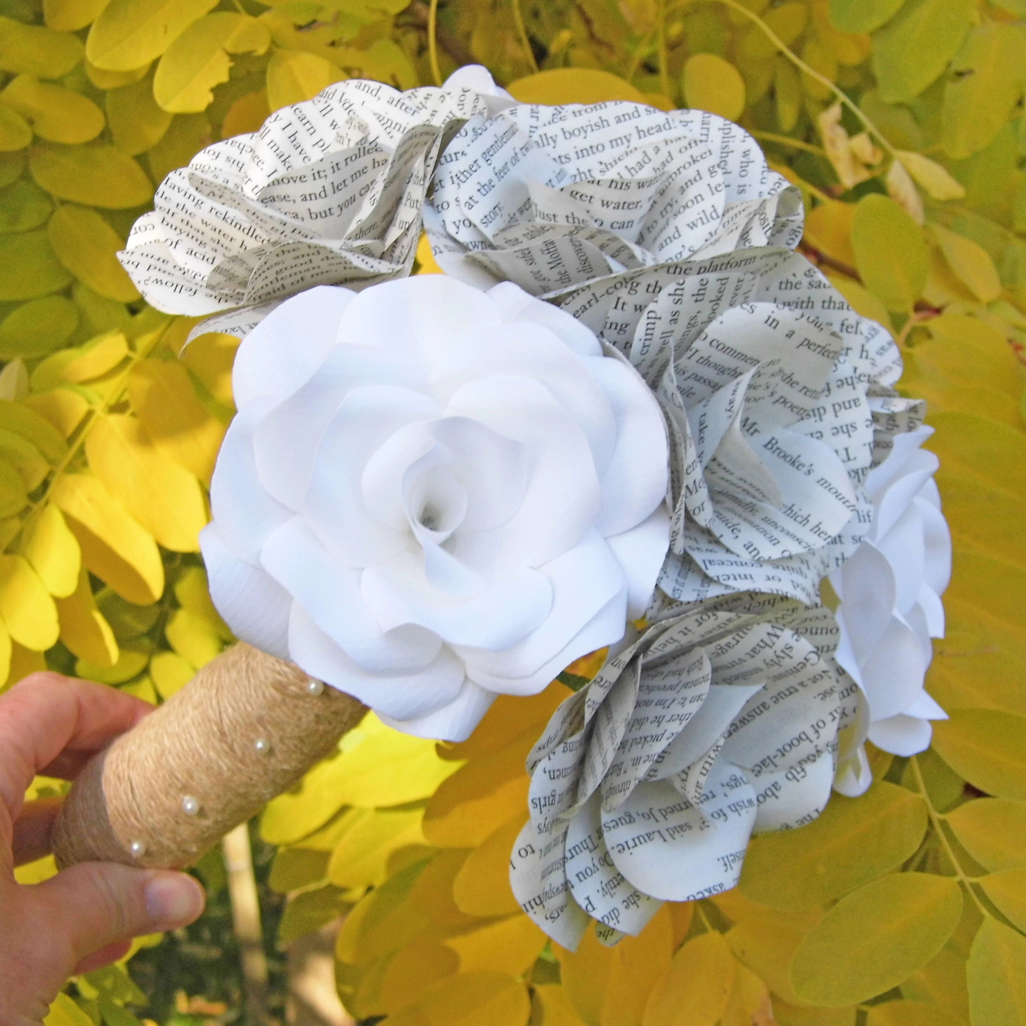 Book Paper Flower Bridal Bouquet - Image 8
