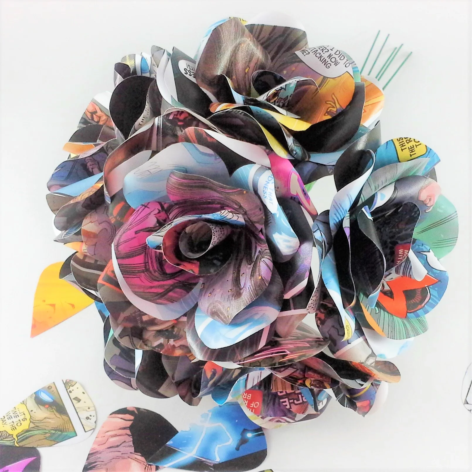 Comic Book Paper Flowers - Image 4