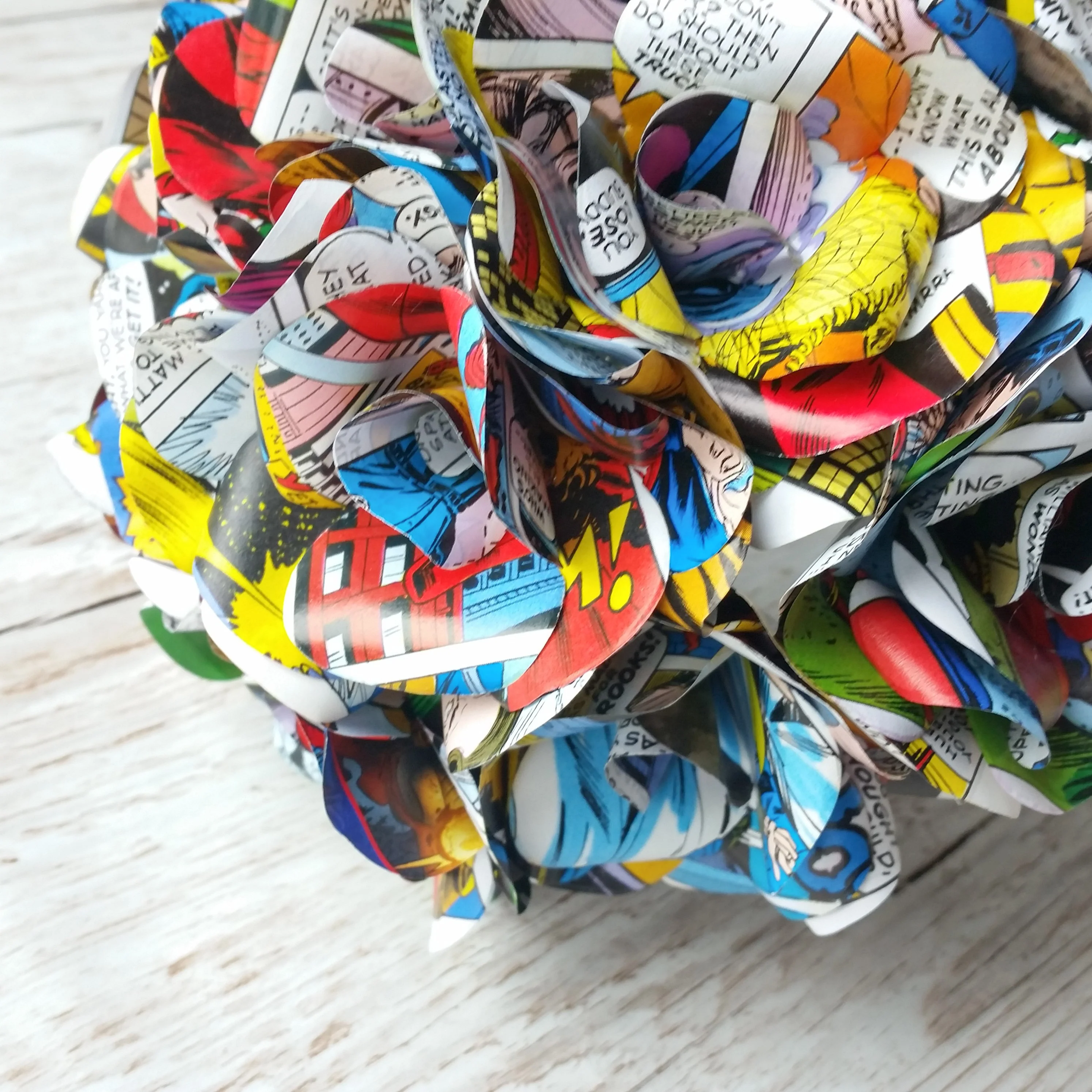 Comic Book Paper Flowers - Image 8