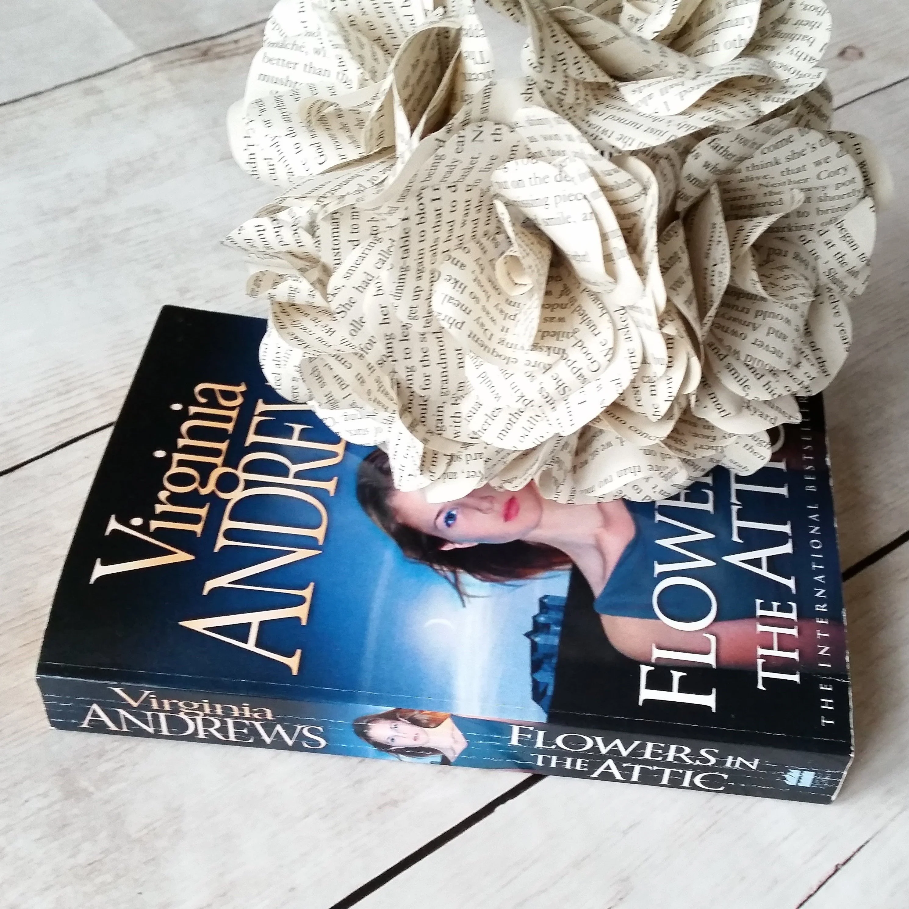 Flowers In The Attic Book Paper Roses - Image 2