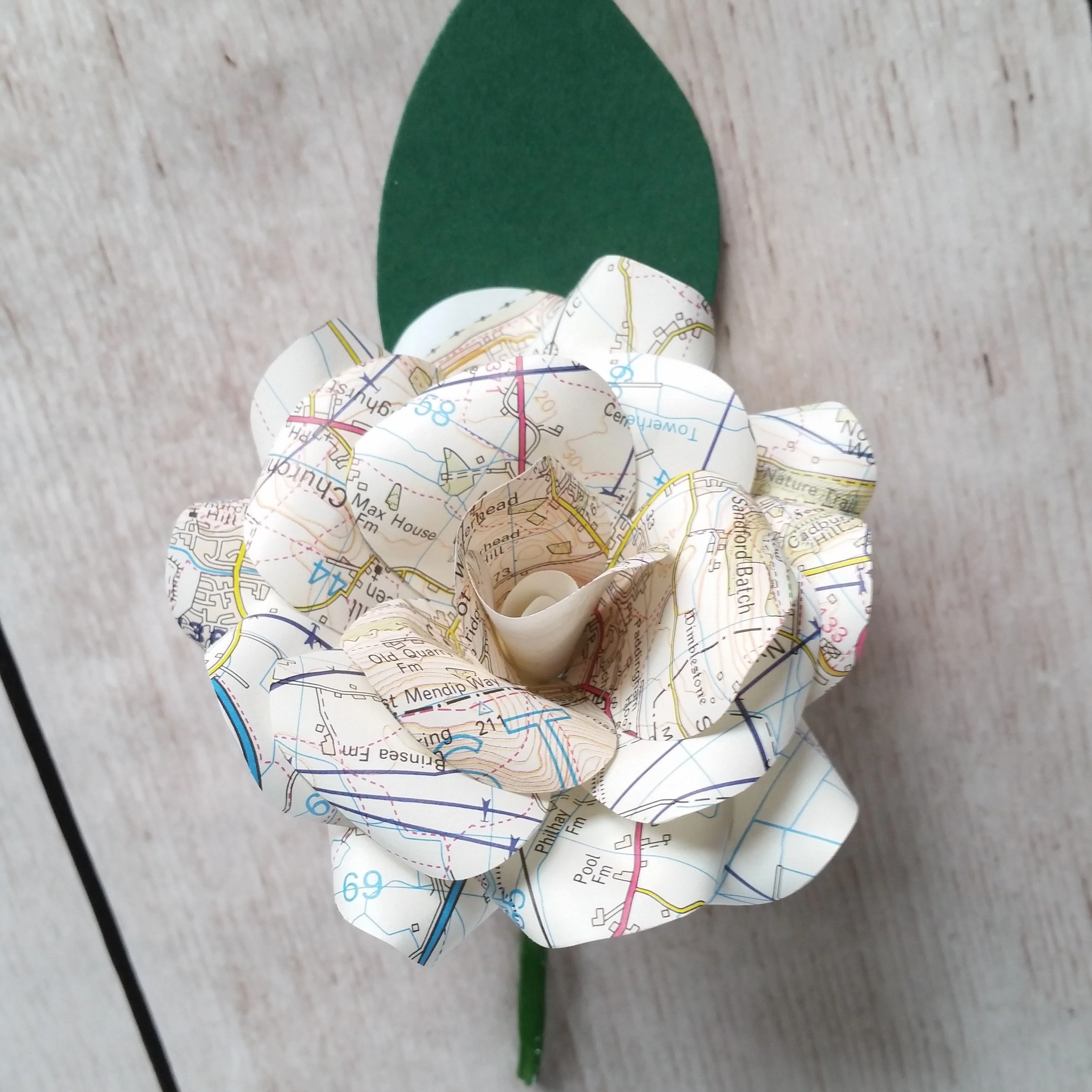 Map Buttonholes / Boutonnières - Image 4