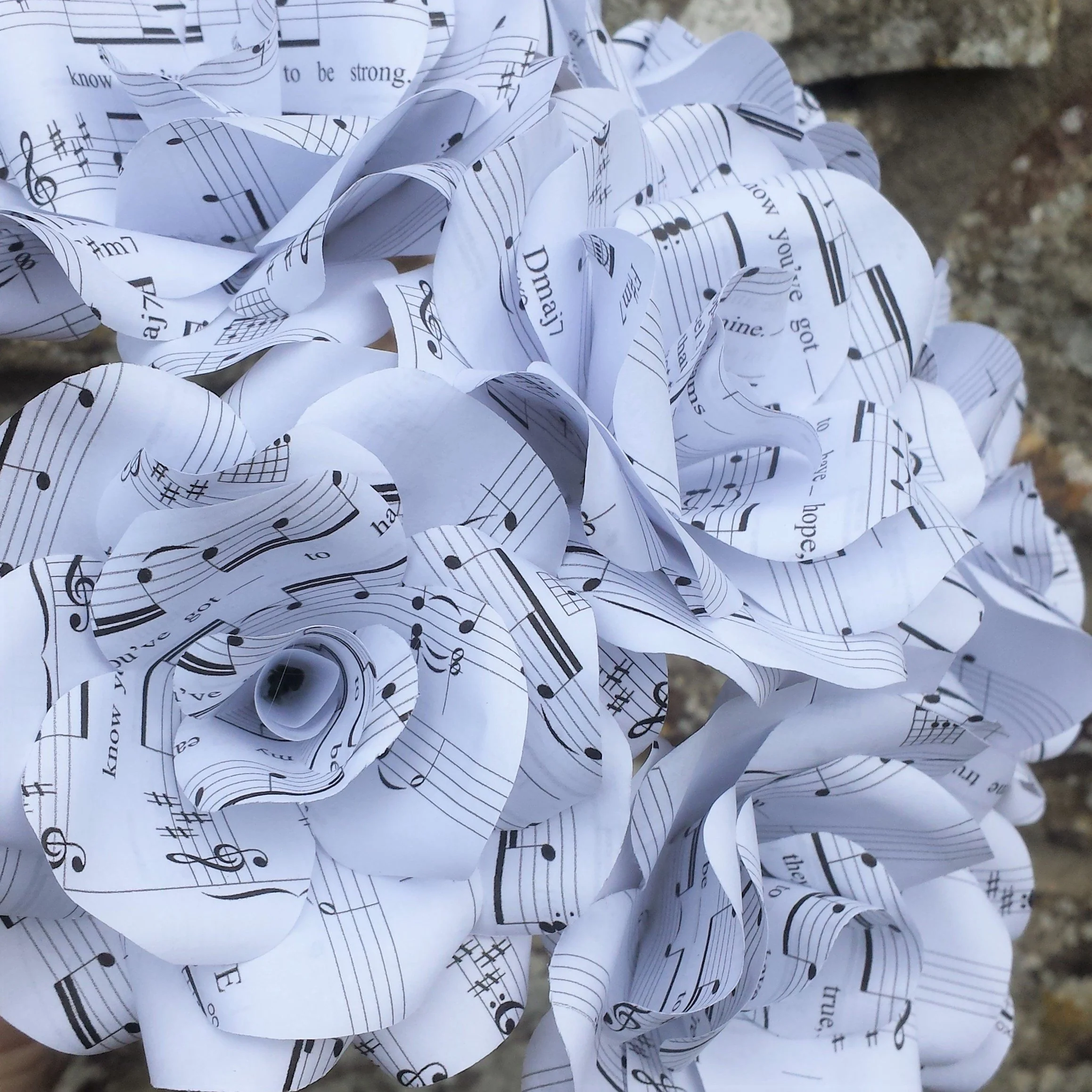 Sheet Music Paper Flowers - Image 4