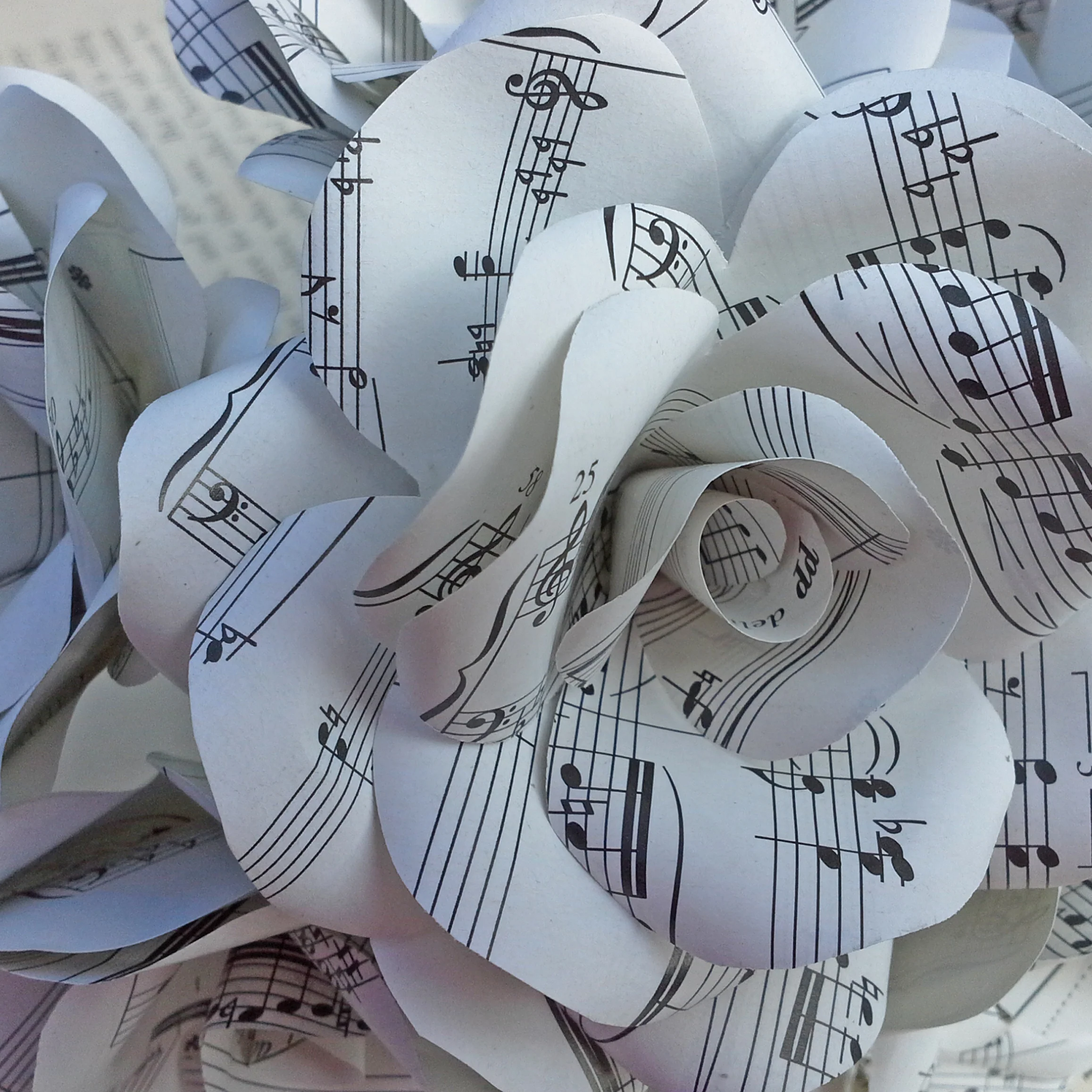 Sheet Music Paper Flowers - Image 7