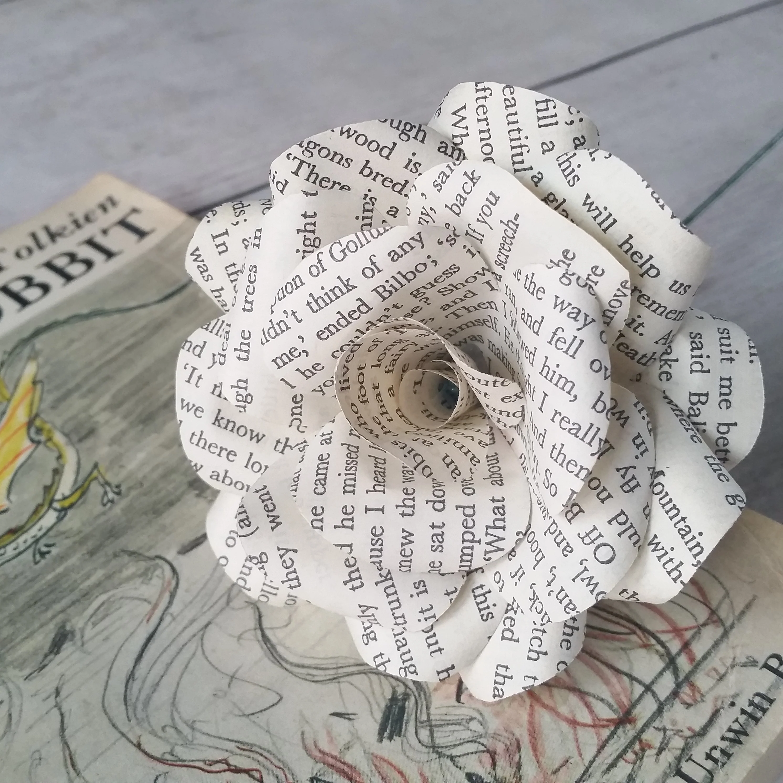 The Hobbit Paper Flowers - Image 7