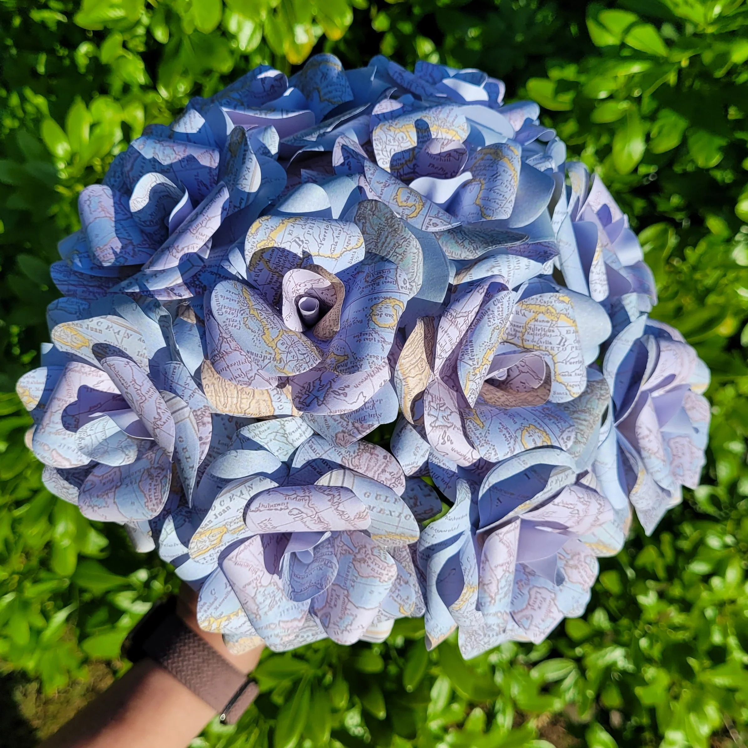 Travel Map Paper Flowers - Image 12