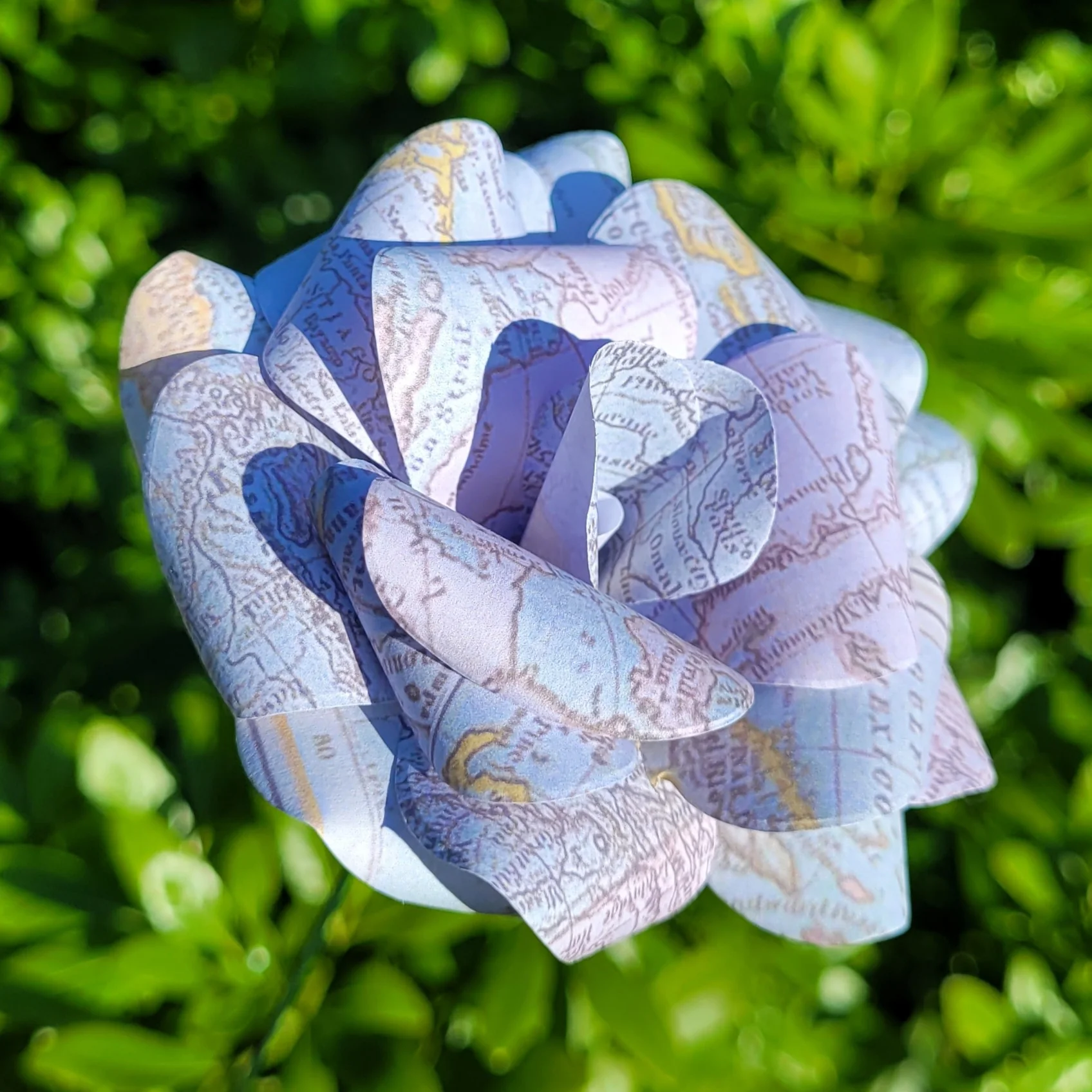 Travel Map Paper Flowers - Image 3