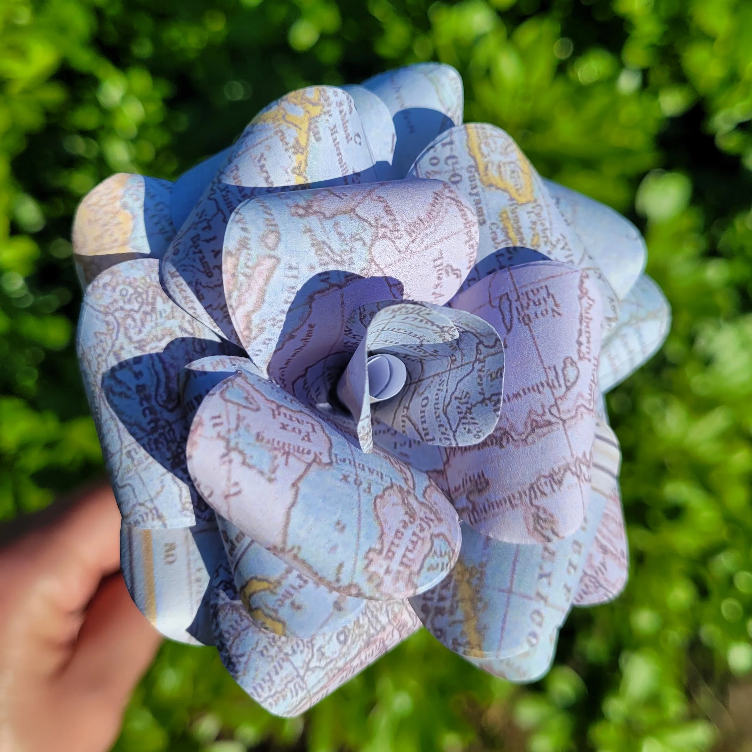 Travel Map Paper Flowers - Image 4