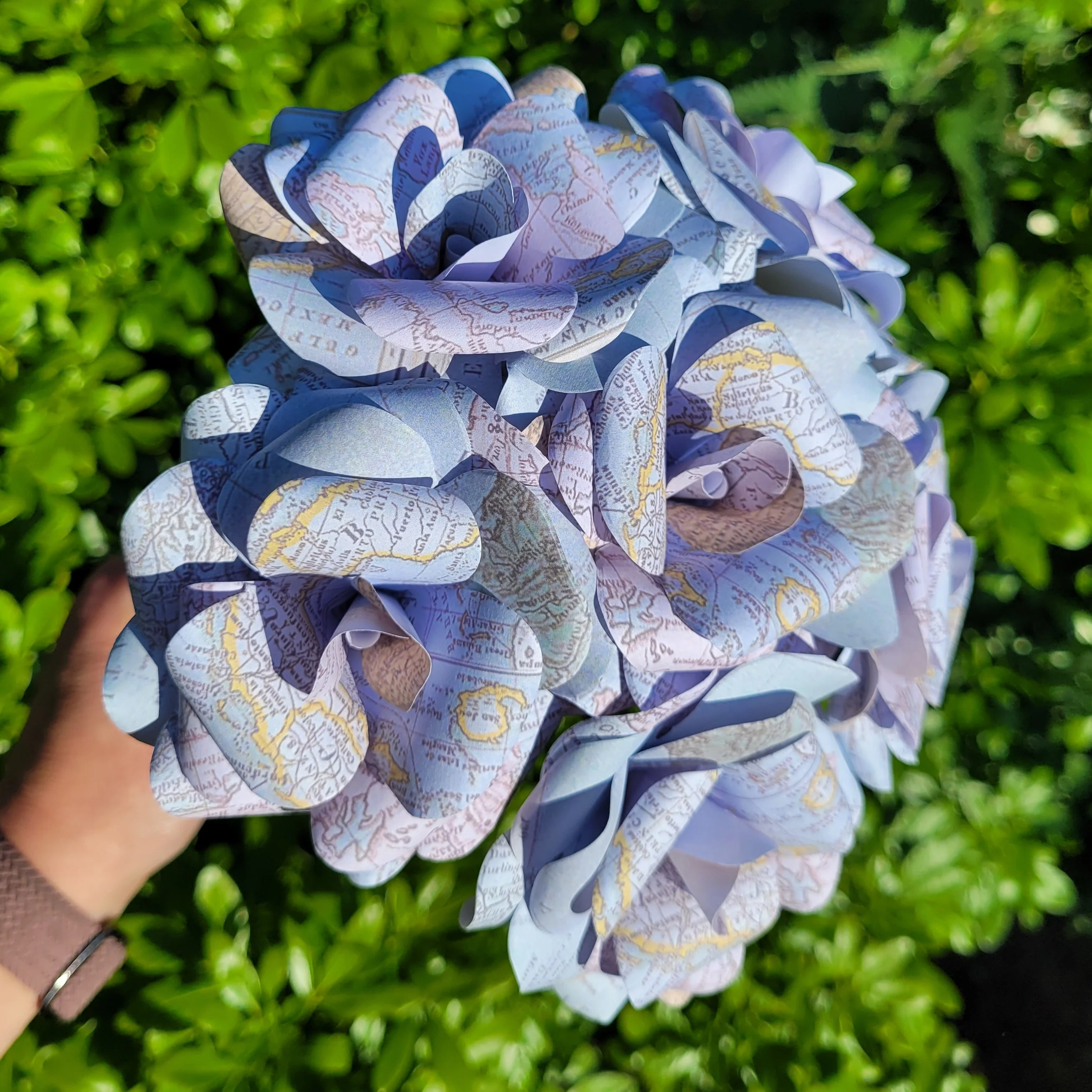 Travel Map Paper Flowers - Image 9